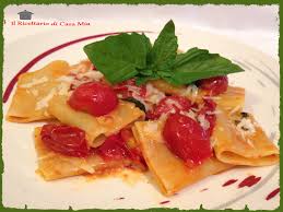 Pasta con pomodoro fresco e basilico