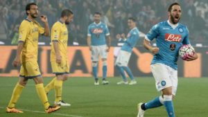Napoli's Gonzalo Higuain jubilates after scoring the goal during the Italian Serie A soccer match SSC Napoli vs Frosinone Calcio at San Paolo stadium in Naples, Italy, 14 May 2016. ANSA/CIRO FUSCO