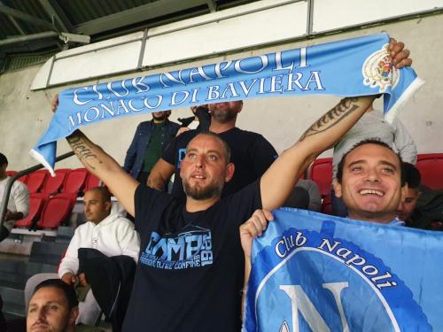 22.10.04-Ajax-Napoli-1-6-19