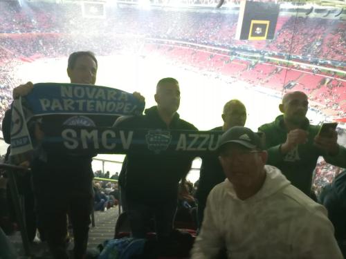 22.10.04-Ajax-Napoli-1-6-35