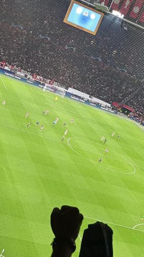 22.10.04-Ajax-Napoli-1-6-6