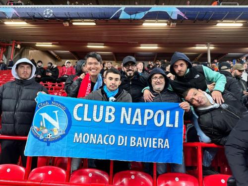 22.11.01-Liverpool-Napoli-2-0-17