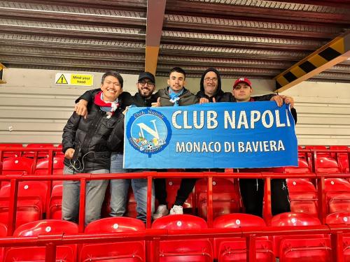 22.11.01-Liverpool-Napoli-2-0-3